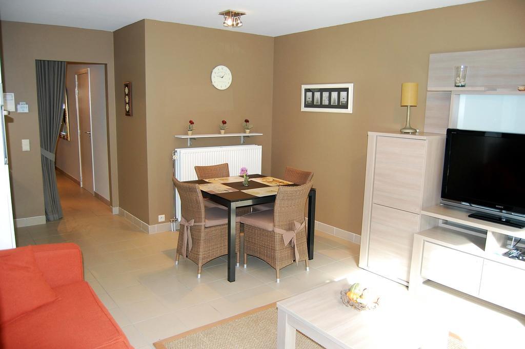 Residentie Hof Van Vlaanderen Nieuwpoort Exteriör bild